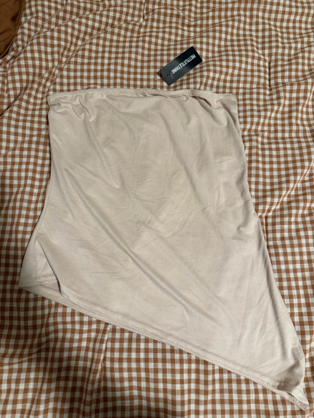 PrettyLittleThing Beige One-Shoulder Asymmetrical Suede Top